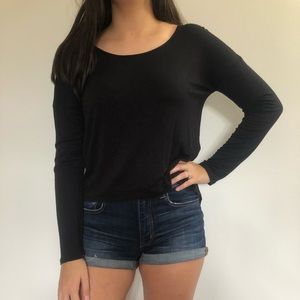 Long sleeve shirt with cute back